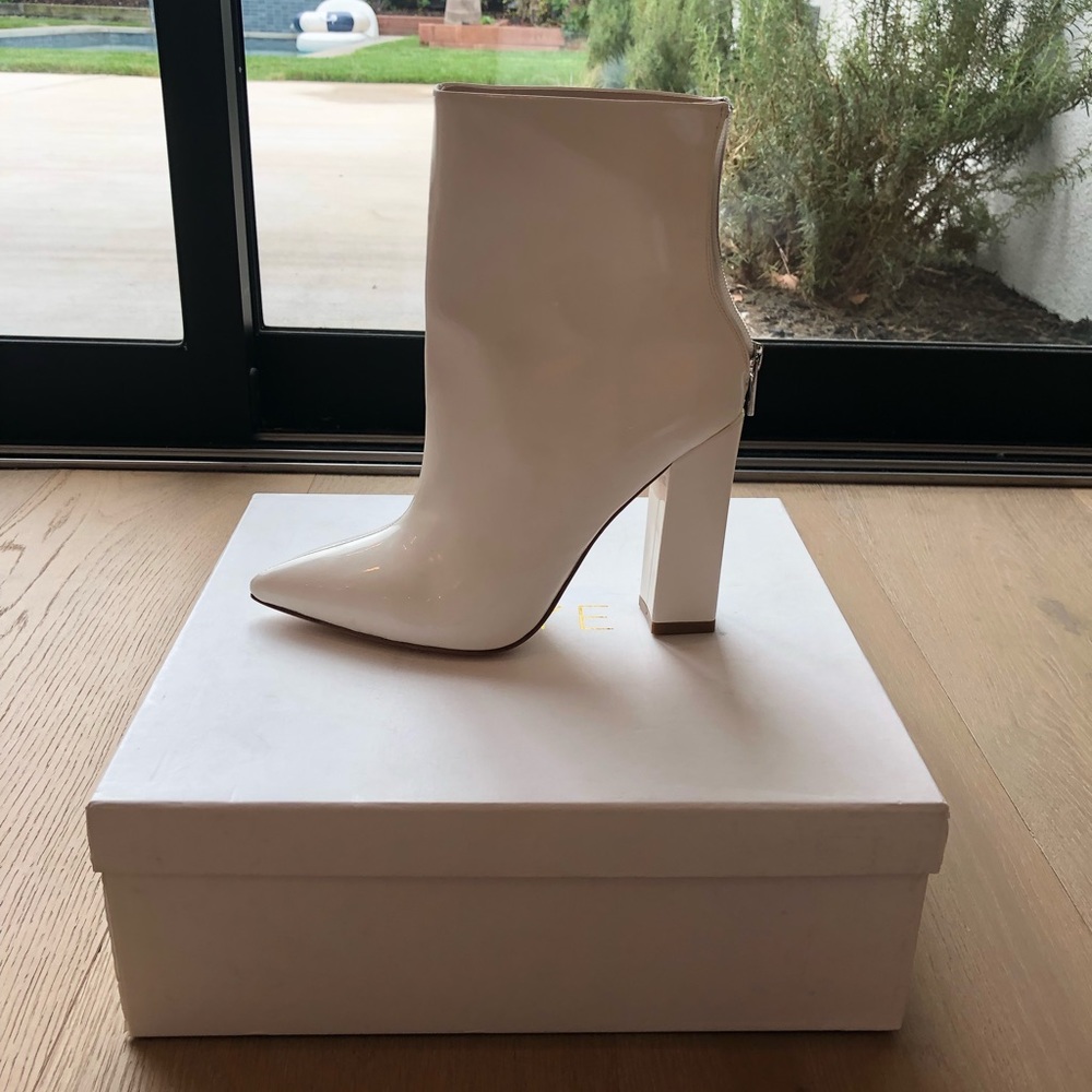 Raye White Boots, women’s size 7.5 - Picture 2 of 2